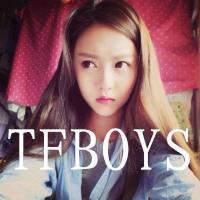 关于喜欢tfboys的带字女生QQ头像 必须是女生