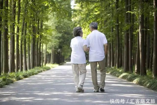女人30岁前一定要做的30件事，再不疯狂就老了