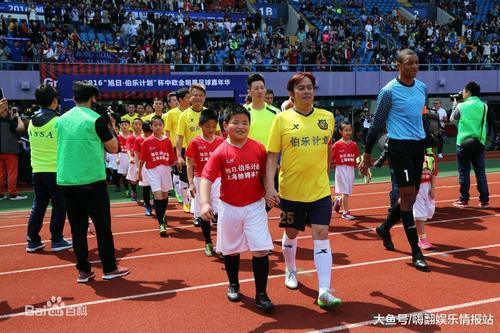 香港明星足球队什么时候比赛 t0146a63d30d00aeb16.jpg