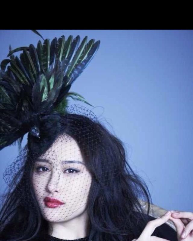 毛俊杰晒孕肚照, 身材纤细侧颜美炸天, 但腋窝下