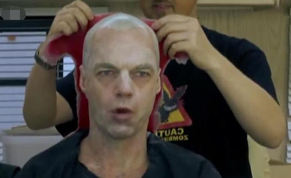 《复联3》演员特效化妆过程,技术加敬业,幻视