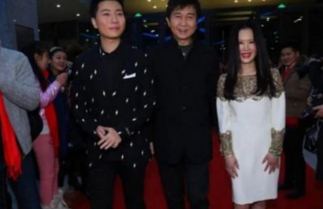 不是付笛生儿子的付豪