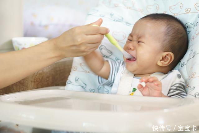 为了宝宝,到了这个时候,就不要在半夜喂奶了!