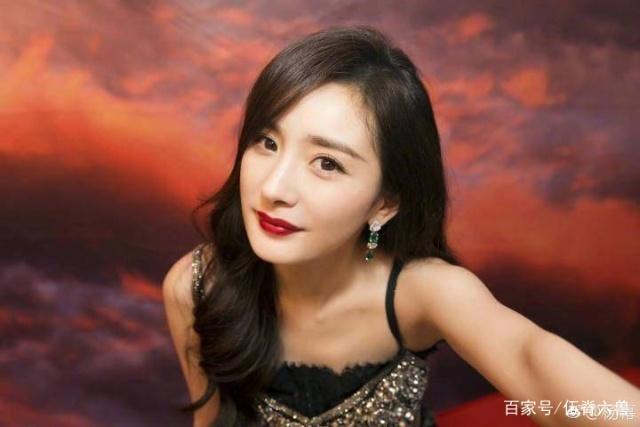 明星双11都买啥迪丽热巴买毛裤,网瘾少女杨幂