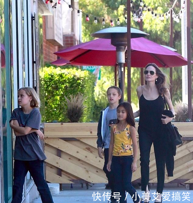 朱莉别想摆脱皮特的阴影,一对龙凤胎长得越来