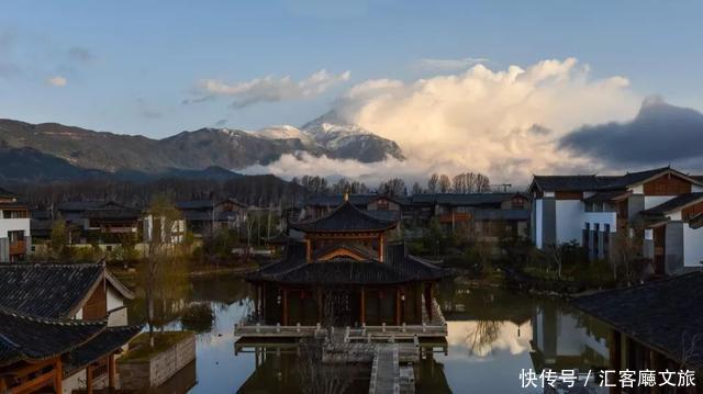 嗨,那个赶路人,这里是丽江