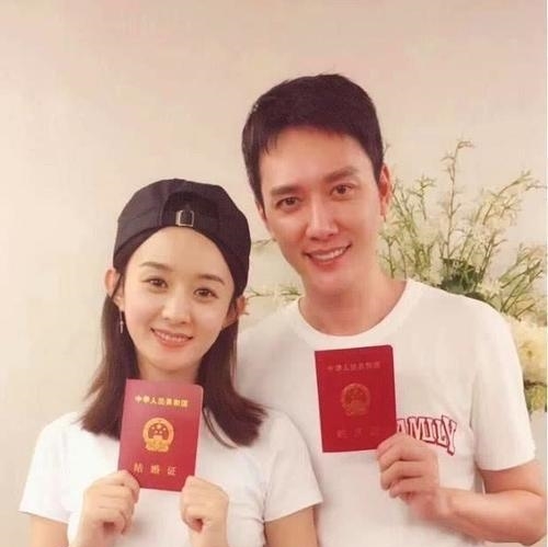 据爆赵丽颖下月生男娃 谢娜却先上热搜,果然好