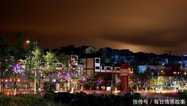 重庆武隆第一大的镇,名字三个字,比大足龙水镇