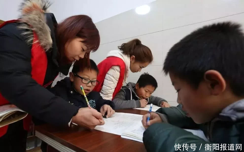 暖心!和平乡志愿者陪留守儿童快乐过寒假