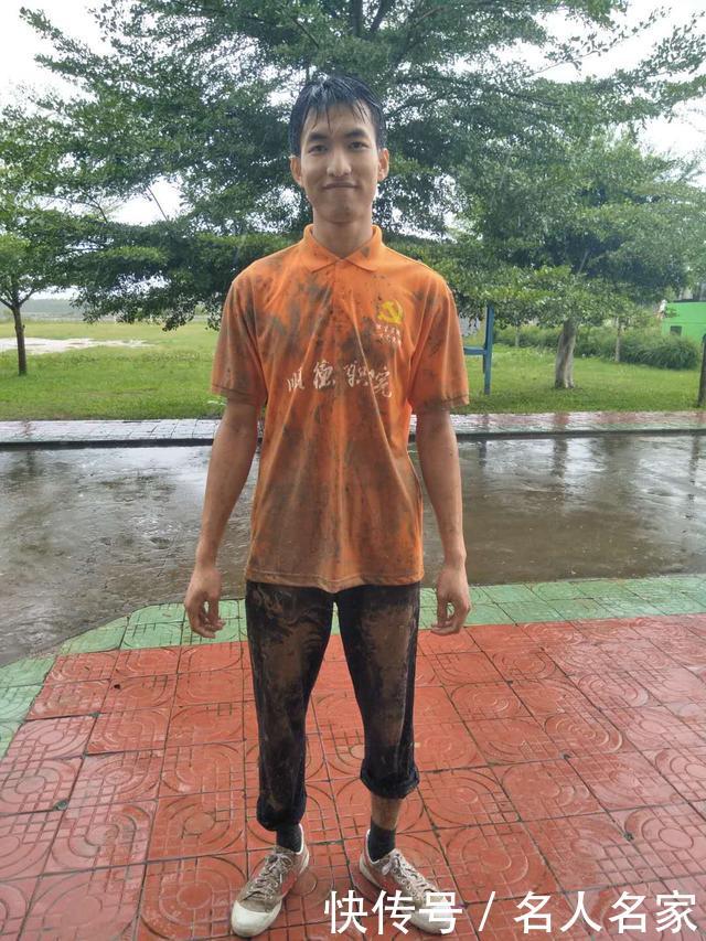 爱心的传递--顺德职院三下乡党员精准扶贫社会实践