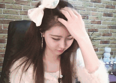 爆笑gif:求包养,谁要啊