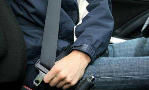 正式执行!2018新交规如何避免扣分?驾照代扣