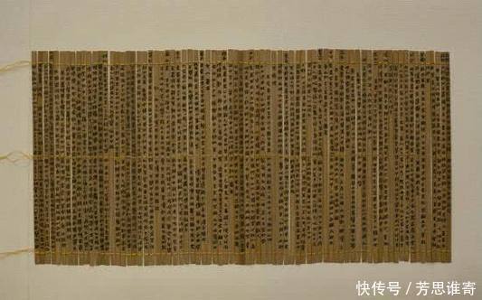 考古挖掘一秦墓，出土18种绝世竹简，专家错怪秦始皇了