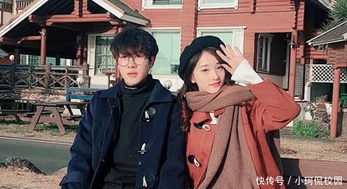 女生回复一个女生说亲么么哒已经过时了,现头波波男生喜欢图片