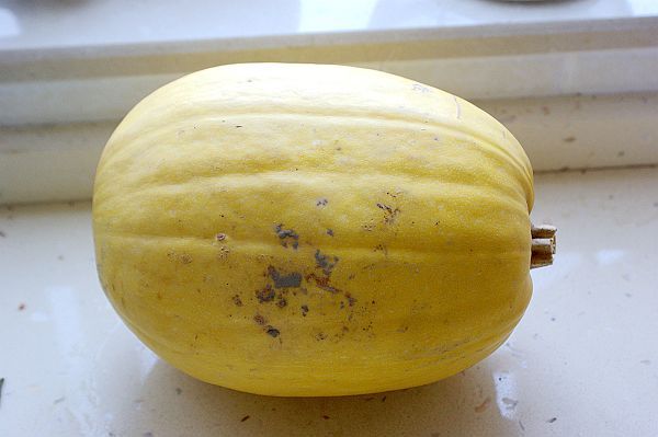 买回家一个哈密瓜,切开之后都是方便面,找卖家