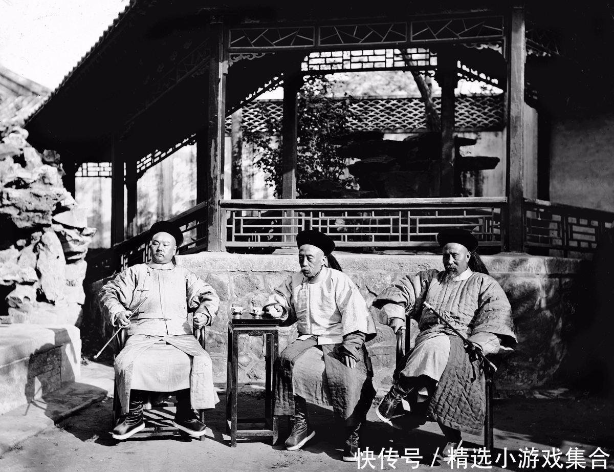 国家机关公务员