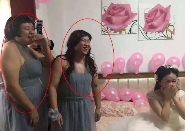 这个伴娘必须火,网友:看看谁还再敢欺负伴娘
