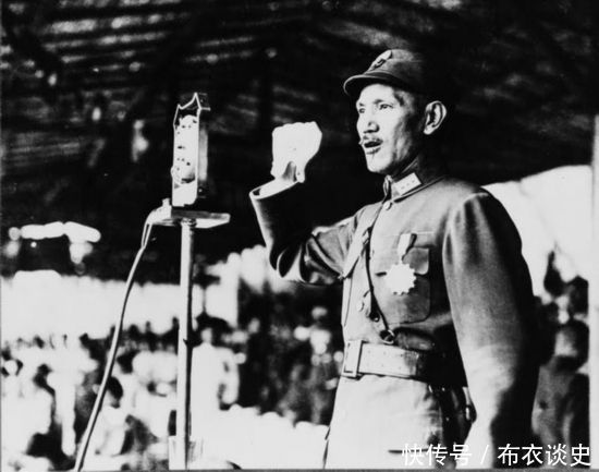 1949年蒋介石请老和尚算命，和尚一番话后，蒋介石胆战心惊