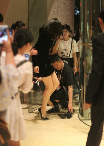 t0163870b8fa03690d9.jpg?size=400x562