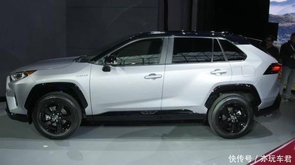 新款丰田RAV4正式发布,外观、内饰大变脸,搭