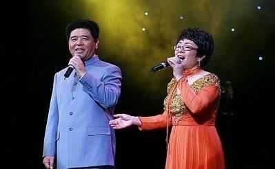 老唱片欣赏:《中国著名男女对唱歌曲之二 时代