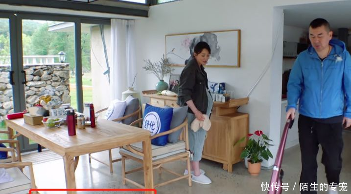 蒋勤勤被气到哭!陈建斌不愿搞卫生,不愿多等,连