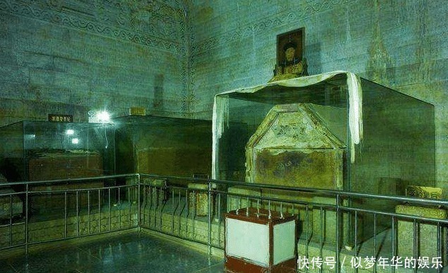 潜伏东陵十余年，用钢板做钥匙，差点把皇陵搬空