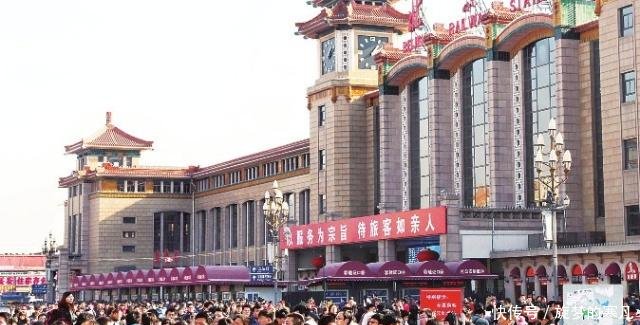 没买到票？试试“候补购票”（2019春运一线）