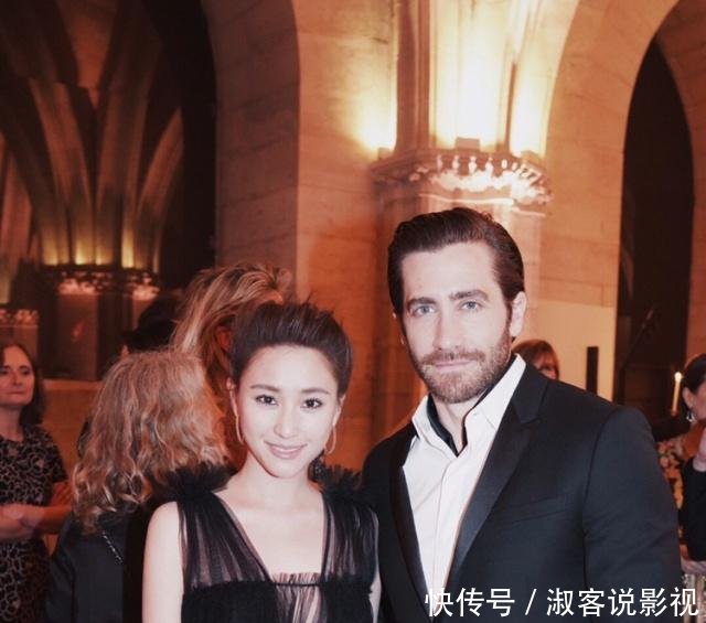 窦骁何超莲恋情曝光,赌王千金告别吴克群,再次