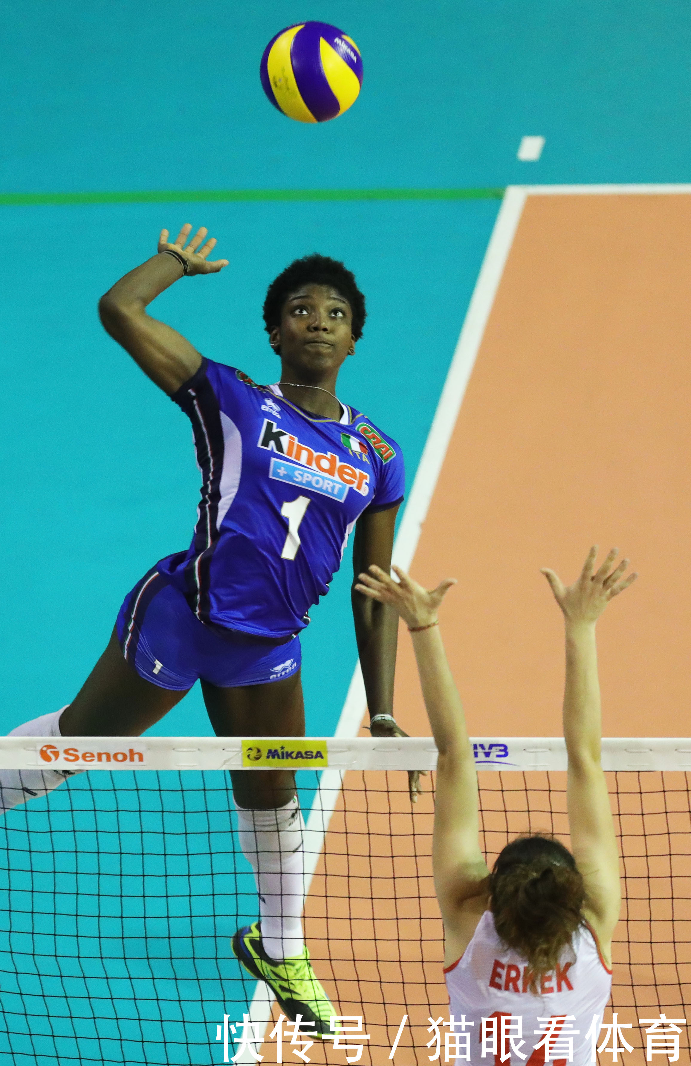 意大利女排的艾格努你怕了吗?对不起,她还有一