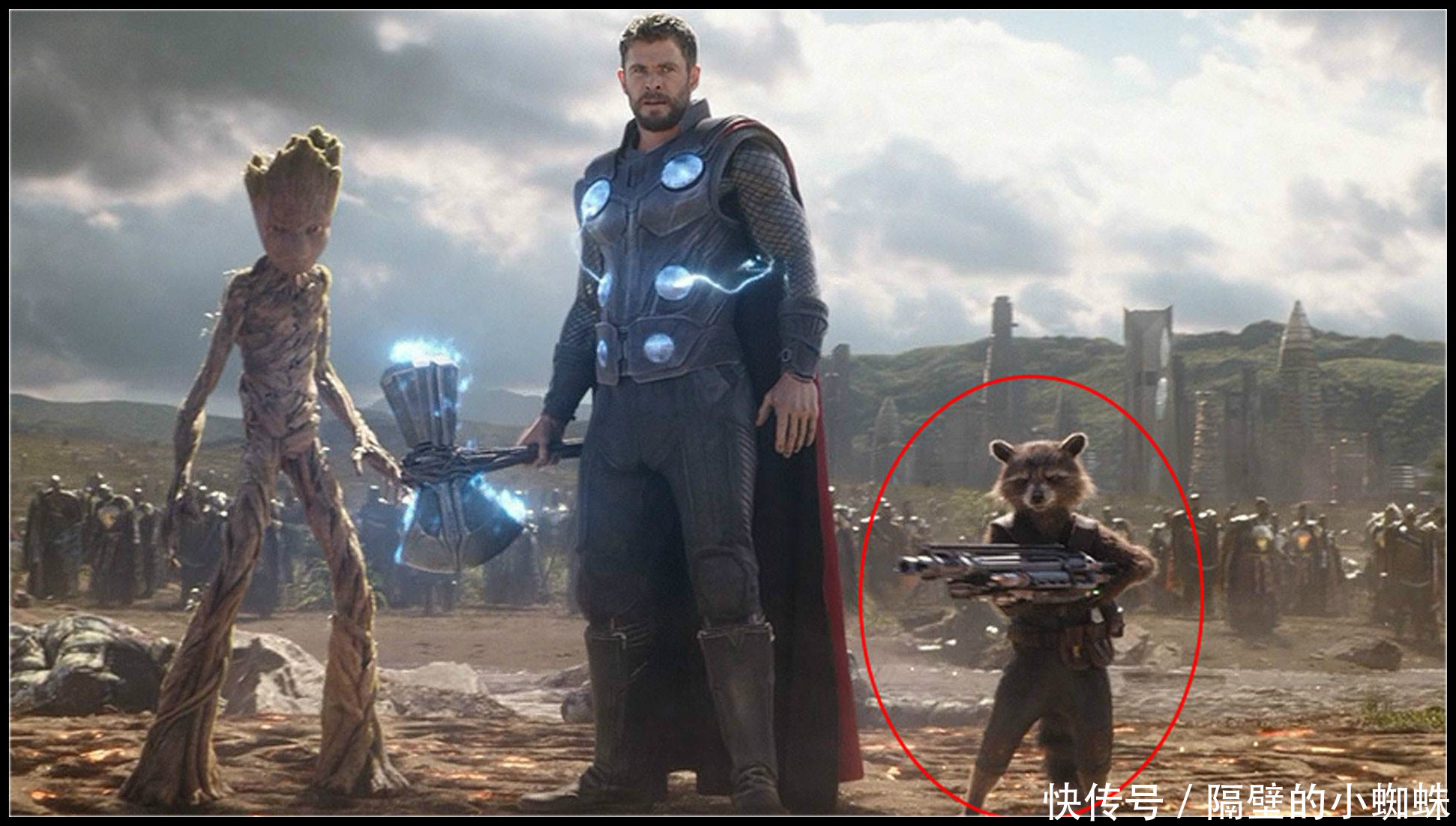 《复联4》美国队长为什么可以使用两把雷神之