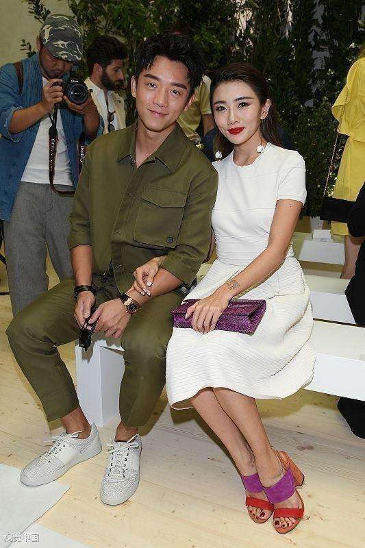 郑凯深夜公布恋情, 网友: 看了新欢才知道程晓玥