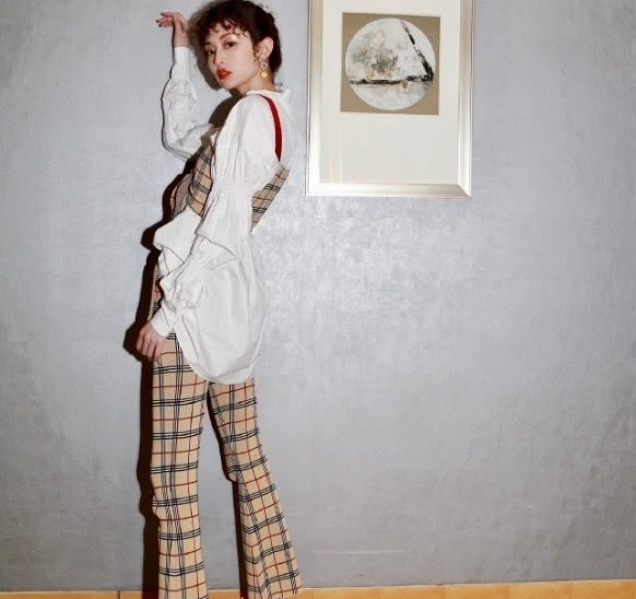 《青春斗》中的钱贝贝,生活中比剧里还要惊艳