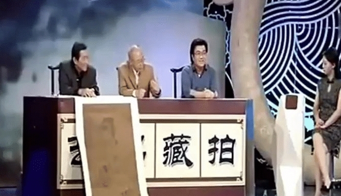 美女拿唐伯虎真迹字画来鉴宝,专家大惊:仅此一