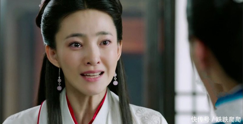 封神演义:苏妲己被子虚扇耳光时,为什么她要用