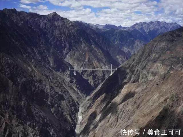 除了中国,这条“全世界最险”铁路没有国家能做到!2026通车