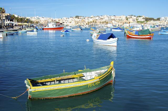 多米尼克、多米尼克护照、加勒比海一个小小的