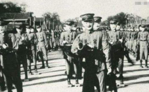 真实镜头:慈禧下葬,向阴兵借道,第二张真是令人