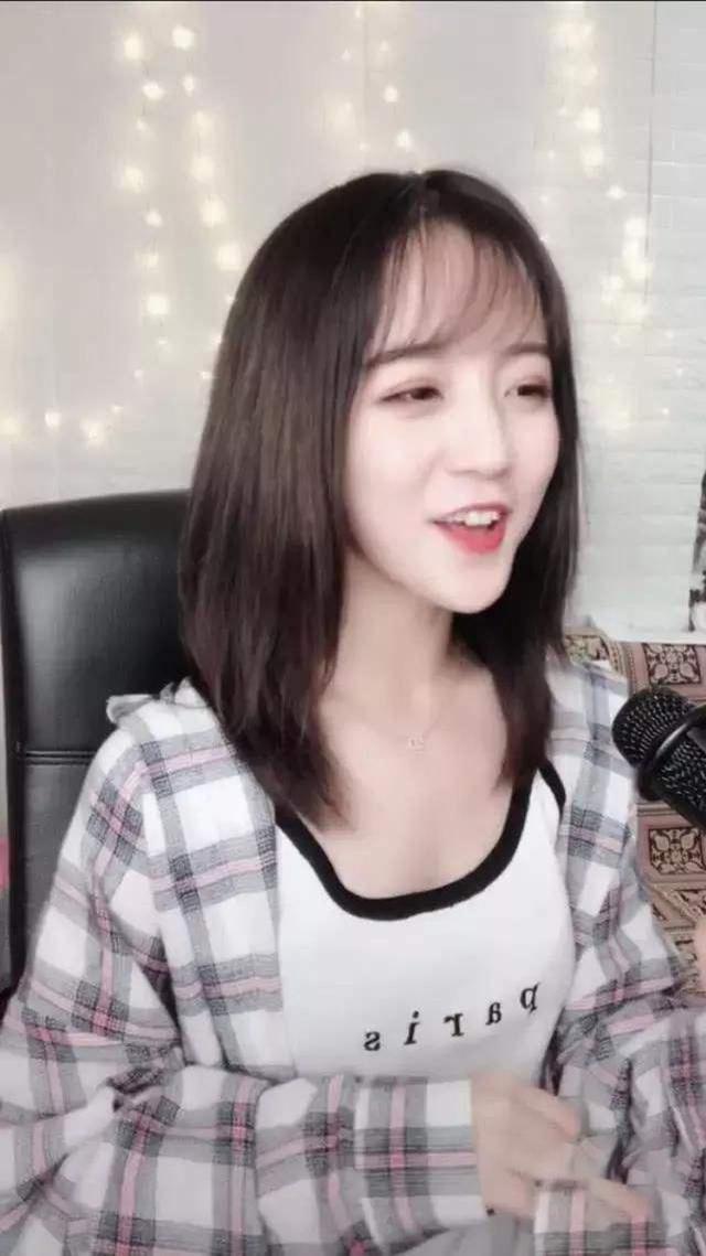 大胆的温柔!抖音莉哥再被爆黑历史,为了红曾曝