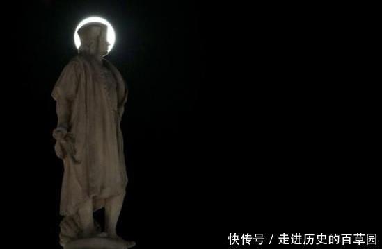 此国来了三个人,当地人说:两个中国人好,那个葡