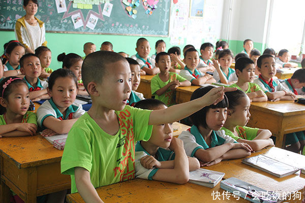 爸爸姓刘,给儿子取个名字,女同学见了他,都不