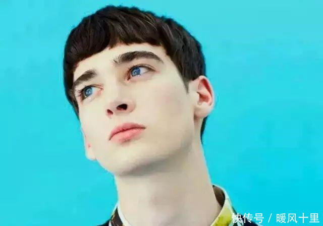 小清新男生发型,提高颜值就靠它了