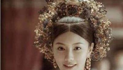 她是今年夏天最忙的演员,《扶摇》《延禧攻略