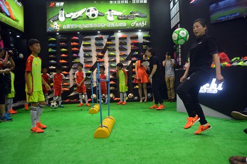 017中國國際體育用品博覽會上成功舉辦(圖7) 017中國國際體育用品博覽會上成功舉辦(圖7)