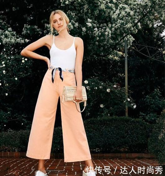 阔腿裤“不甘没落”,与吊带衫强强联手,小露香肩清爽又迷人 bbin宝盈娱乐