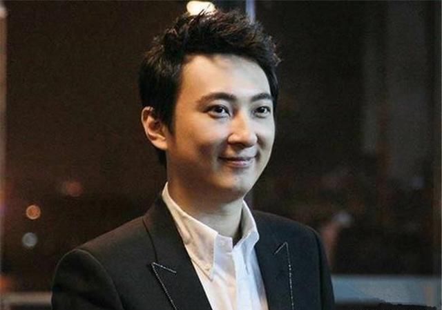 刘强东承认婚内出轨,王思聪点赞上热搜,网友:还