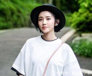 明星的真实姓名,张艺兴接地气,唐艺昕为爱更名