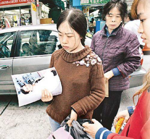 杨丽娟的救赎:追星刘德华致父亲投海 用十年赎罪