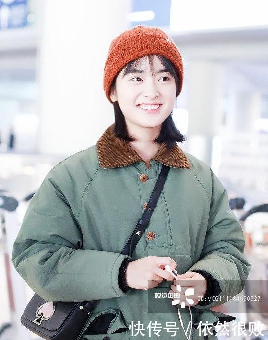 6位女明星机场秀张韶涵蔡依林关晓彤,你喜欢谁