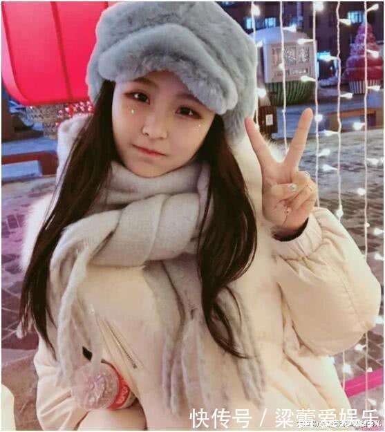 达少求婚猫妹妹, 各大网红齐齐到场祝福, 小伊伊